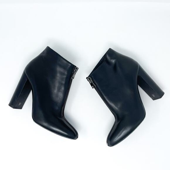 TOM FORD Front-Zip Leather Ankle Boot Black EU 39.5 - Picture 1 of 7